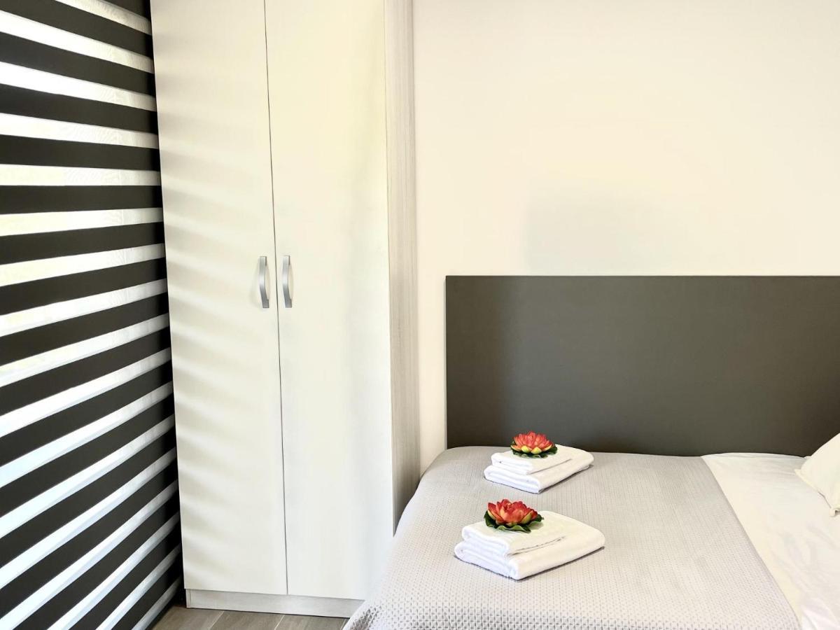 סאלו Apartbeach Novelty 3º Frente Playa Y Gran Terraza מראה חיצוני תמונה